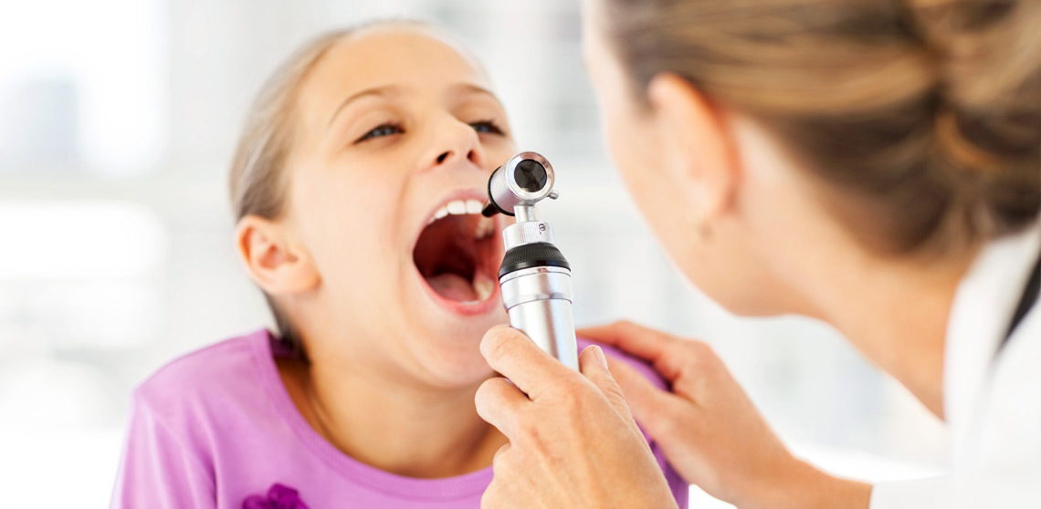 диагностика мононуклеоза у ребенка через проверку горла